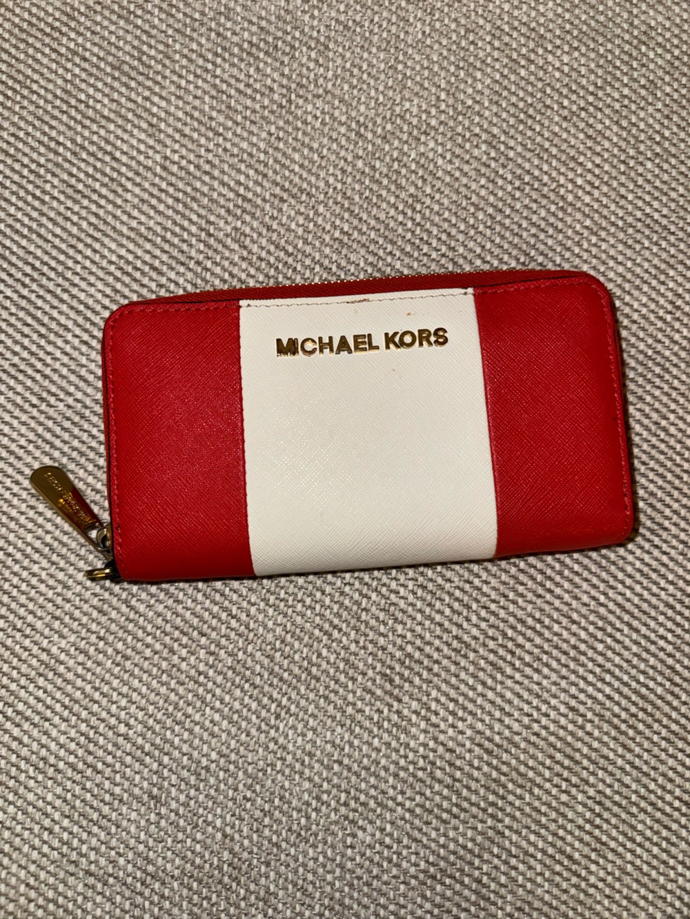 Michael Kors Red and White Colorblock Zip Wallet with Gold Logo